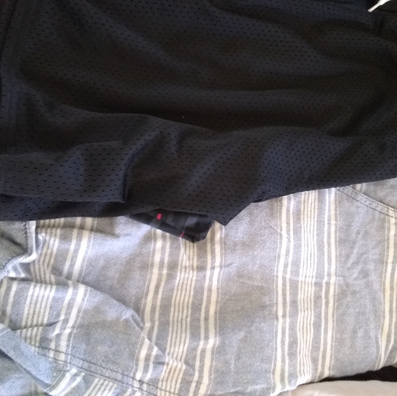 Boys bundle of 14 shorts - Picture 8 of 10